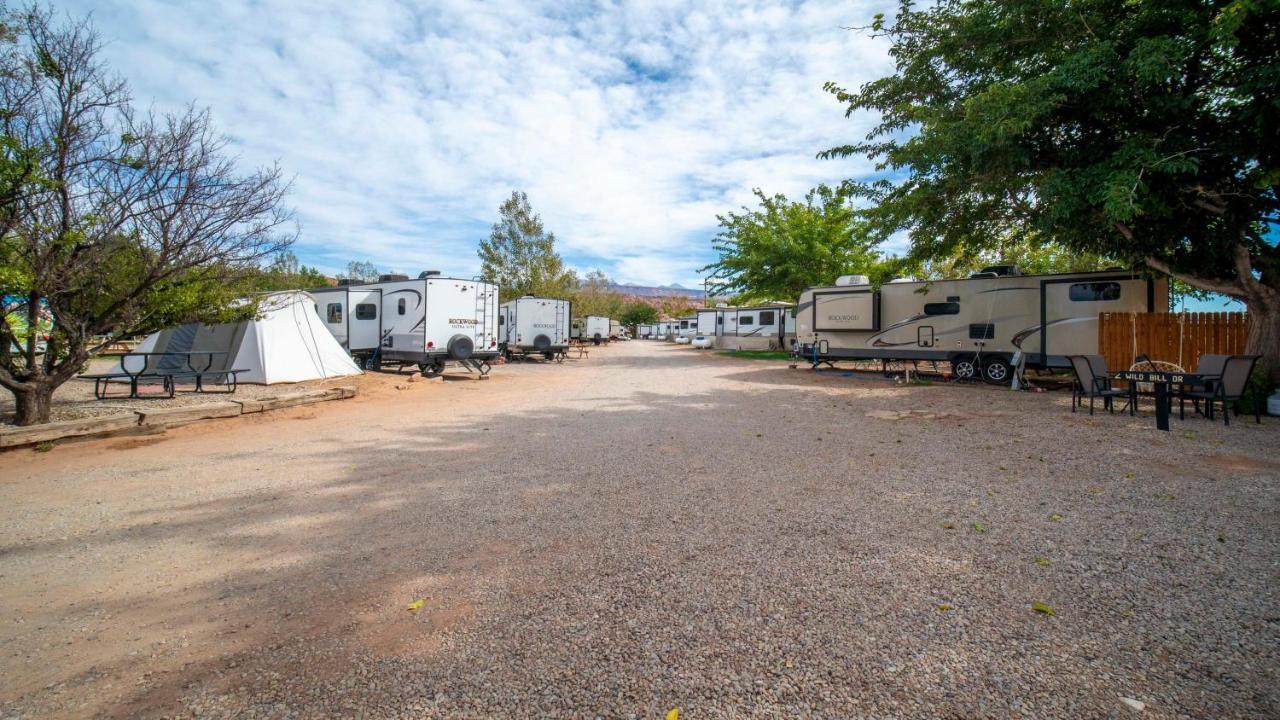 Ok Rv Park Family Tipi Ok1 Hotell Moab Eksteriør bilde