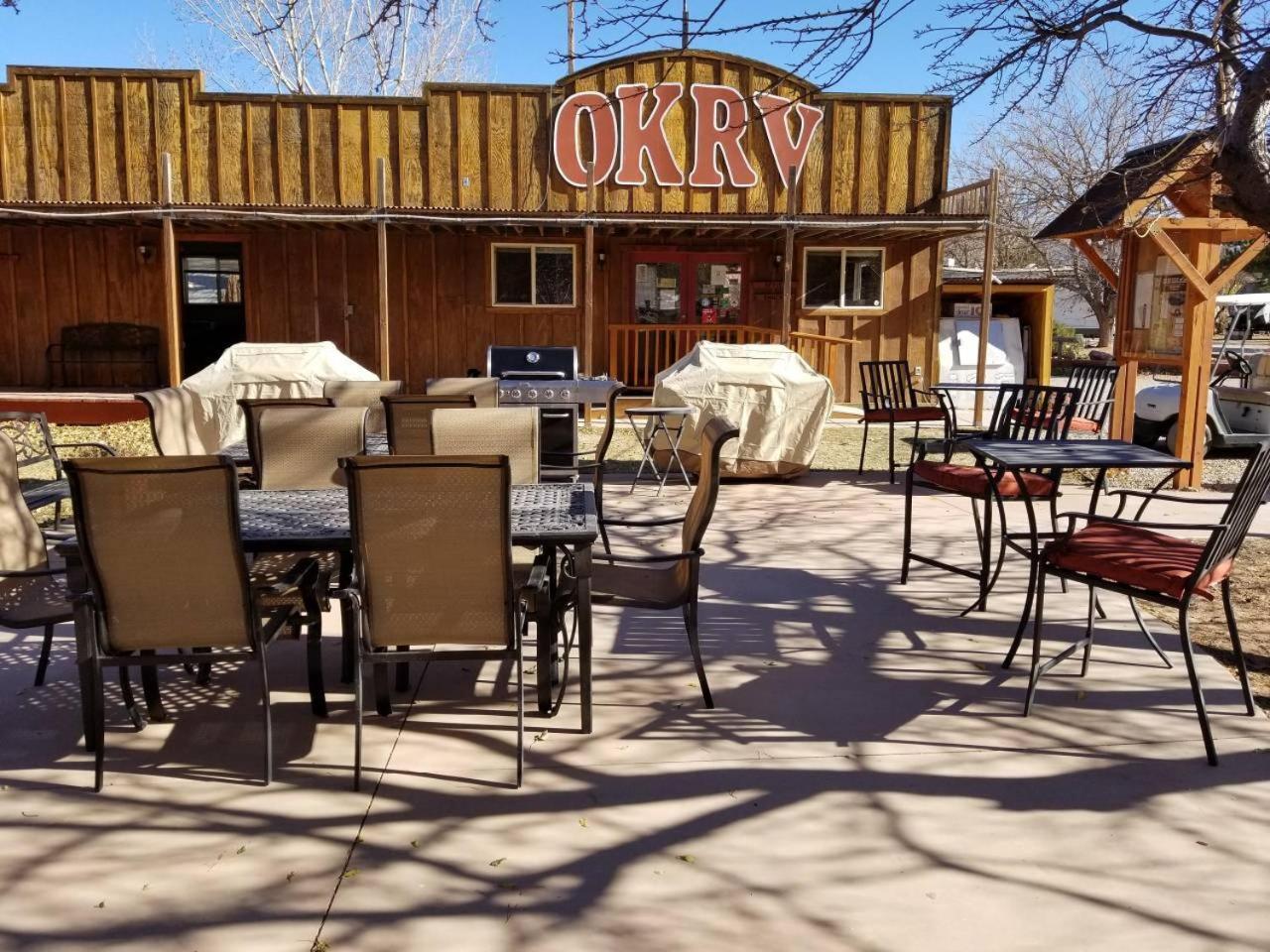 Ok Rv Park Family Tipi Ok1 Hotell Moab Eksteriør bilde