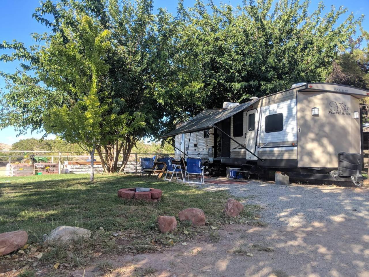 Ok Rv Park Family Tipi Ok1 Hotell Moab Eksteriør bilde